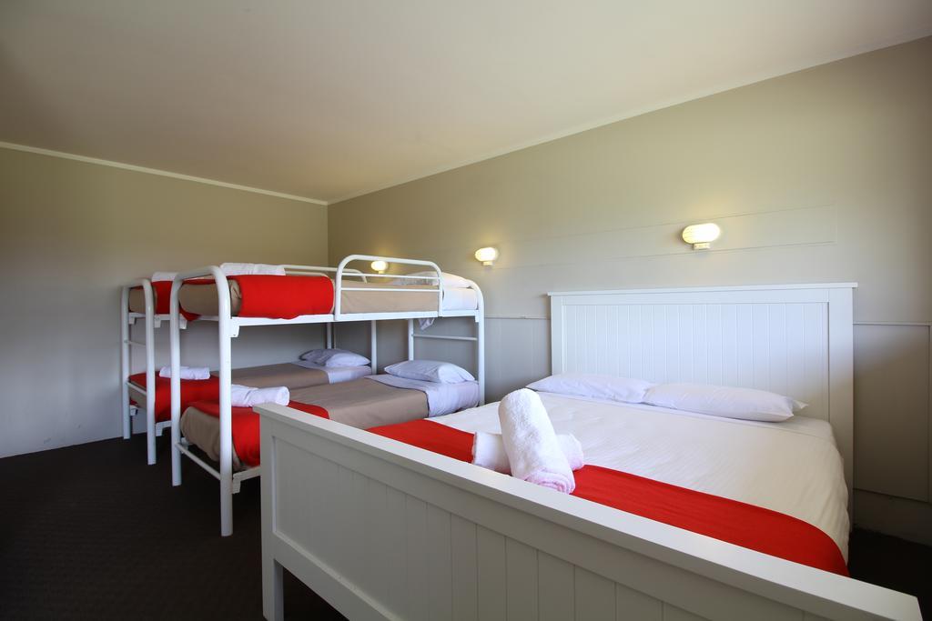Snowy Mountains Resort And Function Centre Adaminaby Oda fotoğraf