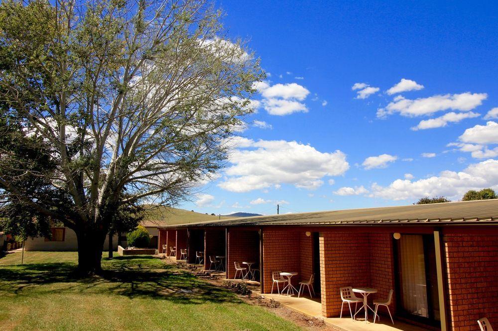 Snowy Mountains Resort And Function Centre Adaminaby Dış mekan fotoğraf
