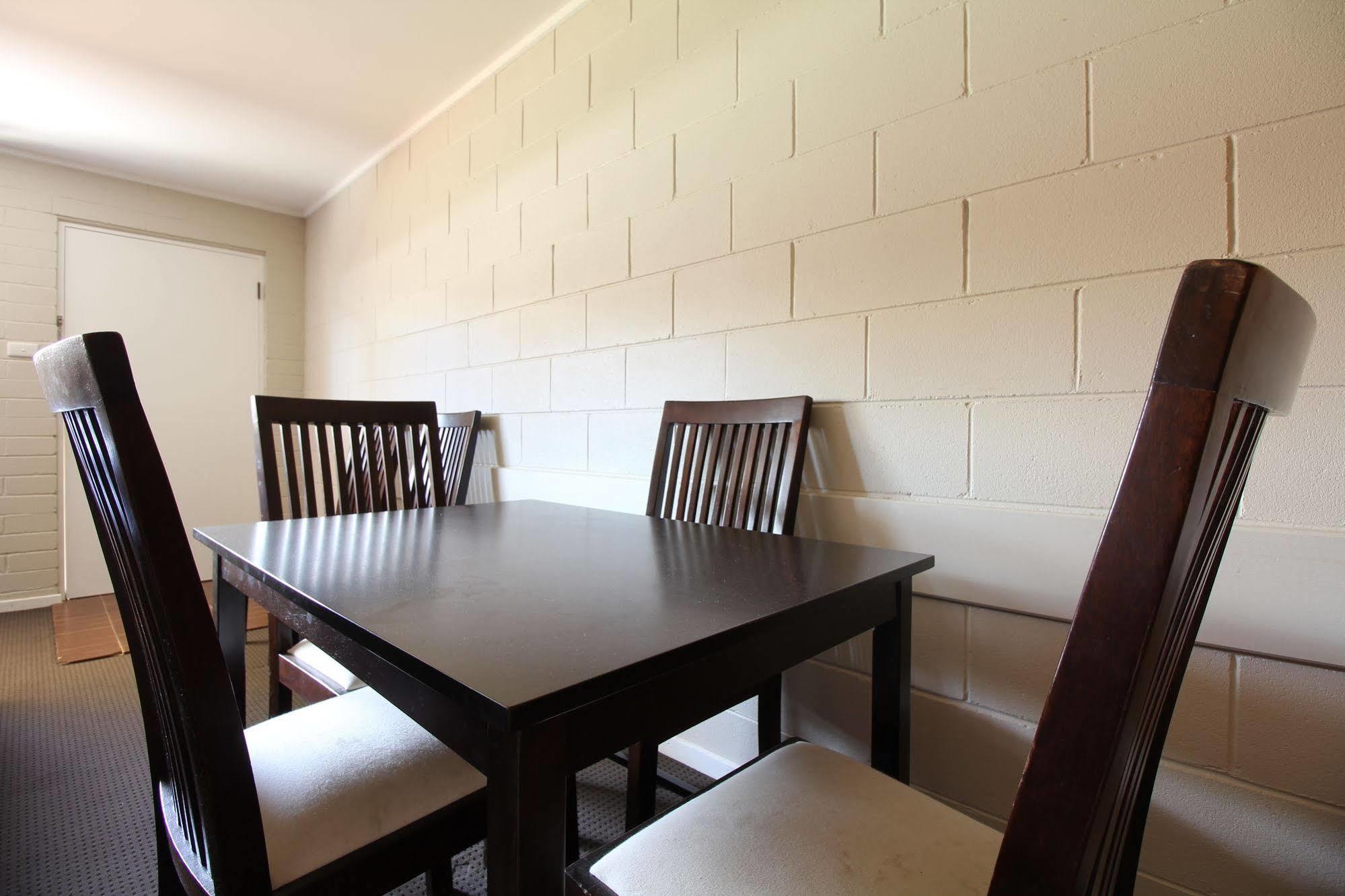 Snowy Mountains Resort And Function Centre Adaminaby Dış mekan fotoğraf